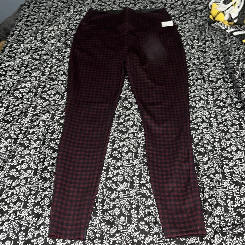 Maurice’s size small dress jegging.